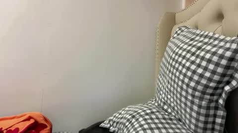 Clara online show from 02-23-26, 06:55