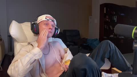 Big cock boy online show from 12-13-24, 05:16