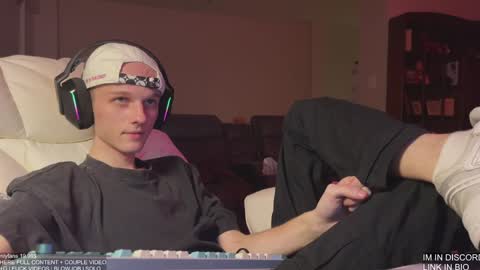 Big cock boy online show from 01-08-25, 02:14