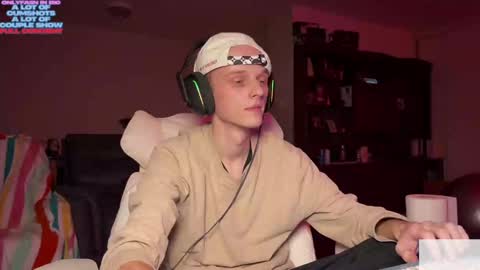 Big cock boy online show from 01-19-25, 02:25