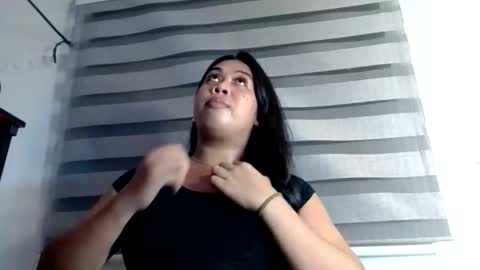 Freya online show from 10-24-25, 11:17