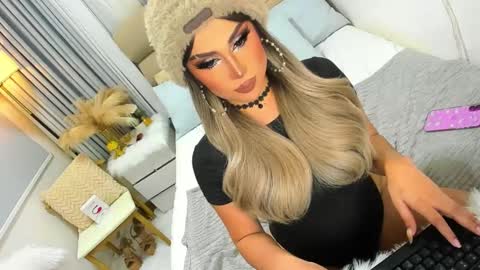 ASK ME IN PM online show from 01-11-25, 12:33