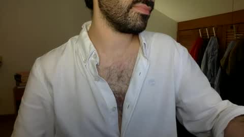 Tom A.    online show from 11-14-25, 04:49