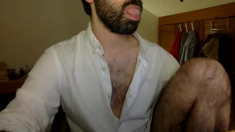 Tom A.    online show from 11-23-25, 12:43