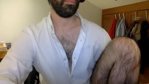 Tom A.    online show from 11-26-25, 12:00