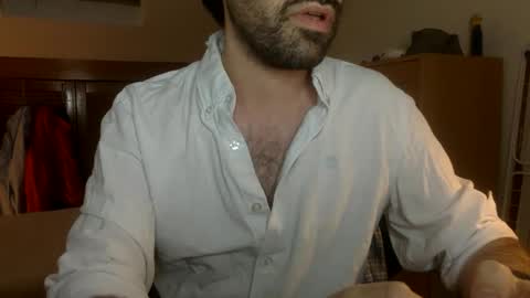 Snapshot of babyhardy chatting on 06-01-26, 09:16 Tom A. online show from 06-01-26, 09:16