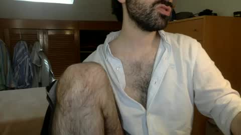 Snapshot of babyhardy chatting on 06-17-26, 11:23 Tom A. online show from 06-17-26, 11:23