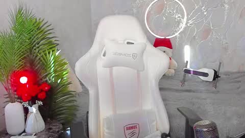 Sophia online show from 02-13-26, 03:57