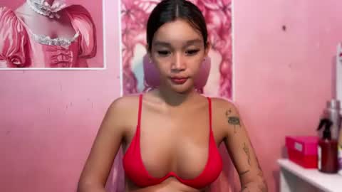 Snapshot of babynexy69 chatting on 07-07-26, 06:47 Nexie online show from 07-07-26, 06:47