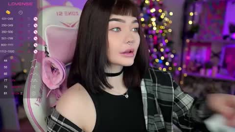 Nika online show from 12-29-24, 10:36