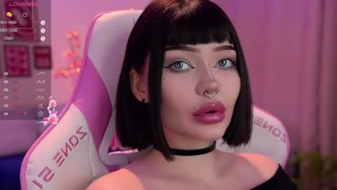 Snapshot of babyroxynill chatting on 06-23-26, 09:46 Nika online show from 06-23-26, 09:46