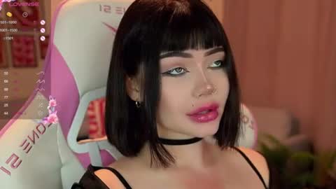 Snapshot of babyroxynill chatting on 07-26-26, 11:55 Nika online show from 07-26-26, 11:55