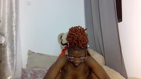 Snapshot of babytylerr chatting on 05-01-26, 01:10 babytylerr online show from 05-01-26, 01:10