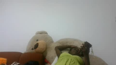 Snapshot of babytylerr chatting on 06-06-26, 04:44 babytylerr online show from 06-06-26, 04:44