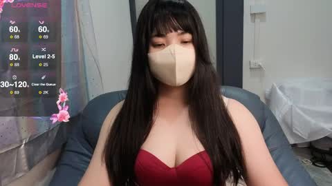 Snapshot of babyunicorn998 chatting on 05-17-26, 12:34 Baby Unicorn online show from 05-17-26, 12:34