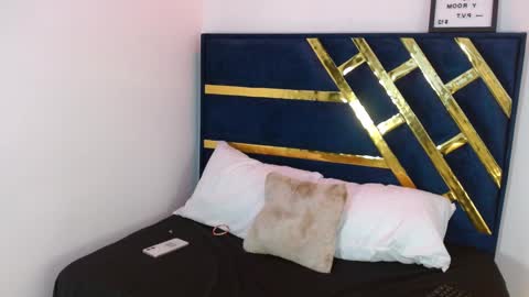 VALENTINA online show from 02-18-26, 12:23