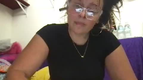 Snapshot of babyyky chatting on 07-16-26, 05:19 babyyky online show from 07-16-26, 05:19