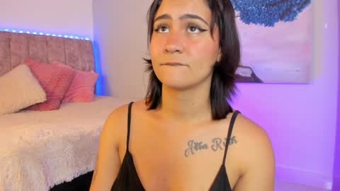 daya independent model online show from 04-11-26, 02:27