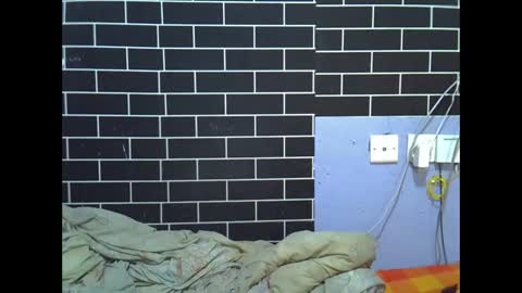 Snapshot of babyzuri chatting on 03-26-26, 11:05 Zuri online show from 03-26-26, 11:05