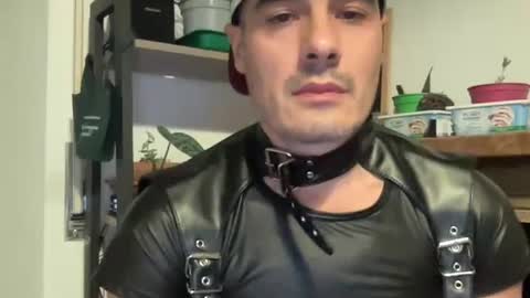 Snapshot of bach77 chatting on 12-16-24, 04:27 bach online show from 12-16-24, 04:27