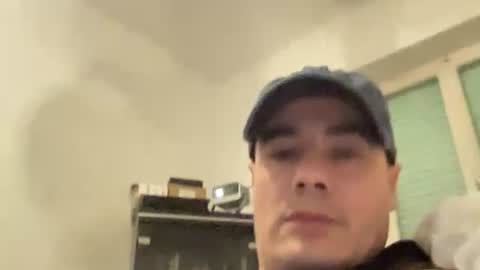 Snapshot of bach77 chatting on 02-28-25, 07:03 bach online show from 02-28-25, 07:03