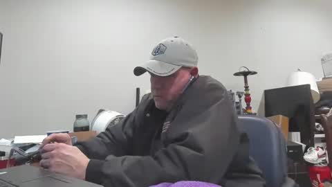 bad_boy4u2abuse online show from 12-15-25, 05:44