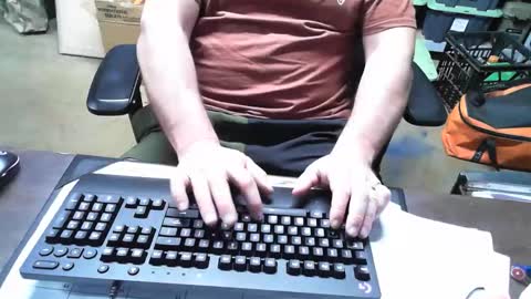 Snapshot of bad_dad158 chatting on 09-18-25, 12:12 bad_dad158 online show from 09-18-25, 12:12