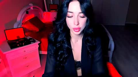 Miss Desire...do you remember online show from 12-12-24, 12:33