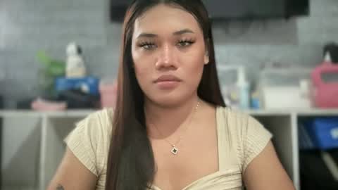 Snapshot of bad_kitty_amara chatting on 06-24-26, 01:26 AMARA - FOLLOW ME AND THUMBS UP online show from 06-24-26, 01:26