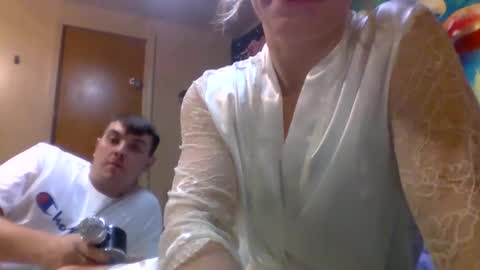 Snapshot of badbitch520 chatting on 02-20-26, 02:19 Badbitch520 online show from 02-20-26, 02:19