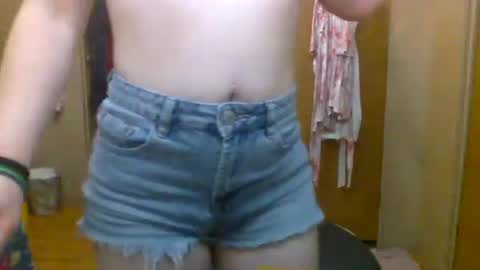 Snapshot of badbitch520 chatting on 03-02-26, 12:12 Badbitch520 online show from 03-02-26, 12:12