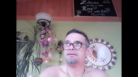 badboy2406 online show from 02-20-25, 07:55