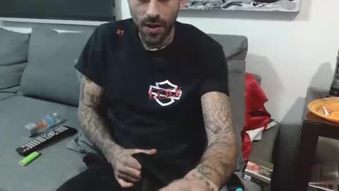 BadCouple  online show from 02-05-25, 02:29