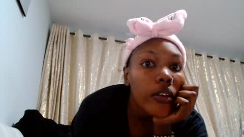 baddestslut001 online show from 06-25-26, 04:11