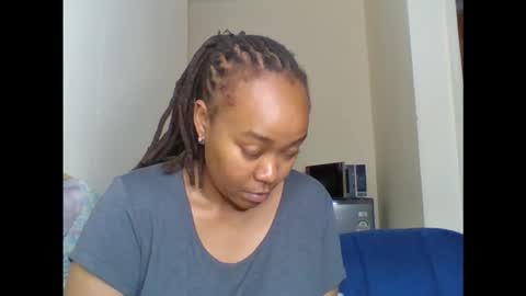baddie_bunnie online show from 05-19-26, 01:56