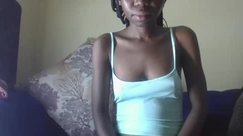 Snapshot of baddie_floxxy chatting on 02-17-26, 03:47 baddie_floxxy online show from 02-17-26, 03:47