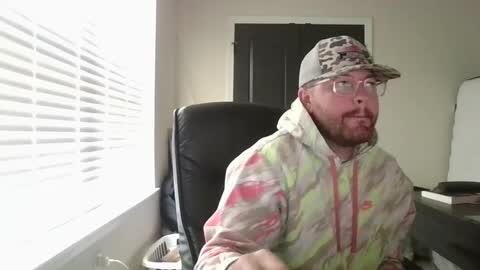 Snapshot of baddydaddy23 chatting on 09-15-25, 05:35 Jon online show from 09-15-25, 05:35