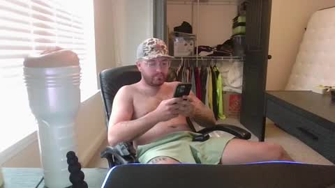 Snapshot of baddydaddy23 chatting on 09-28-25, 09:42 Jon online show from 09-28-25, 09:42