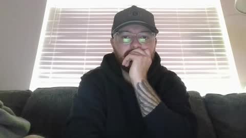 Snapshot of baddydaddy23 chatting on 10-04-25, 05:55 Jon online show from 10-04-25, 05:55