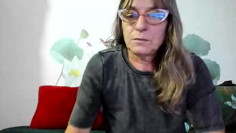 Snapshot of badgg chatting on 10-13-25, 03:45 Gina online show from 10-13-25, 03:45