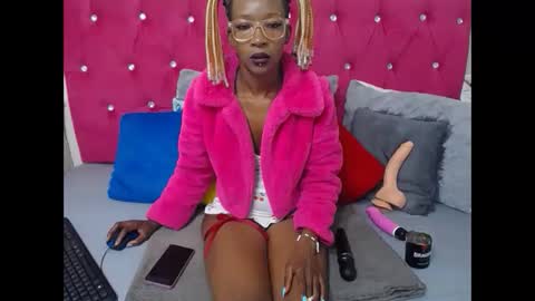 Snapshot of badgirlsexyt chatting on 11-17-25, 02:45 badgirlsexyt online show from 11-17-25, 02:45