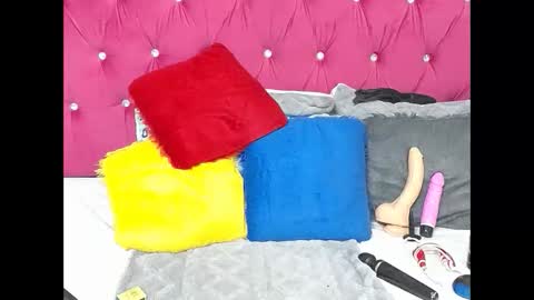 Snapshot of badgirlsexyt chatting on 11-22-25, 06:40 badgirlsexyt online show from 11-22-25, 06:40