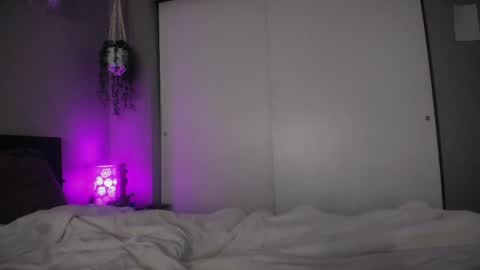 Snapshot of badgrljade chatting on 05-28-26, 02:53 Jade online show from 05-28-26, 02:53
