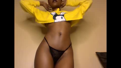 Lily. online show from 12-05-25, 05:20