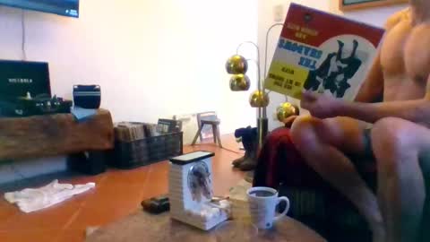 Mexican livin Off the Wall online show from 11-22-25, 09:58