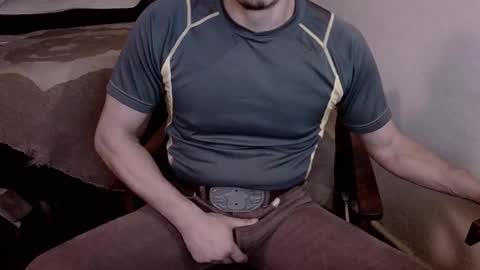 Mexican livin Off the Wall online show from 03-10-26, 07:57