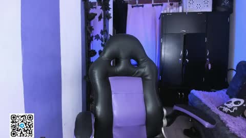        Please help me to reach 100 thumbs up online show from 04-10-26, 07:07