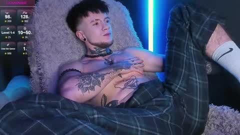 Snapshot of badrabbit__ chatting on 12-10-24, 06:49 Alex online show from 12-10-24, 06:49