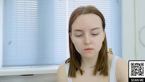 Snapshot of bae_cake_ chatting on 12-17-24, 10:44 Alice online show from 12-17-24, 10:44