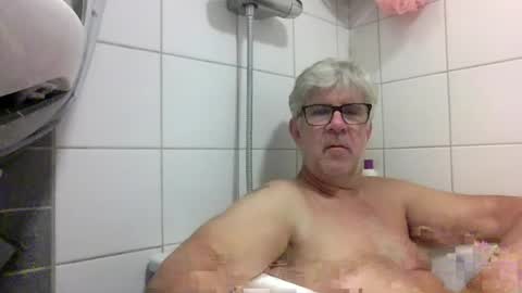 baggelina75 online show from 07-06-26, 06:43